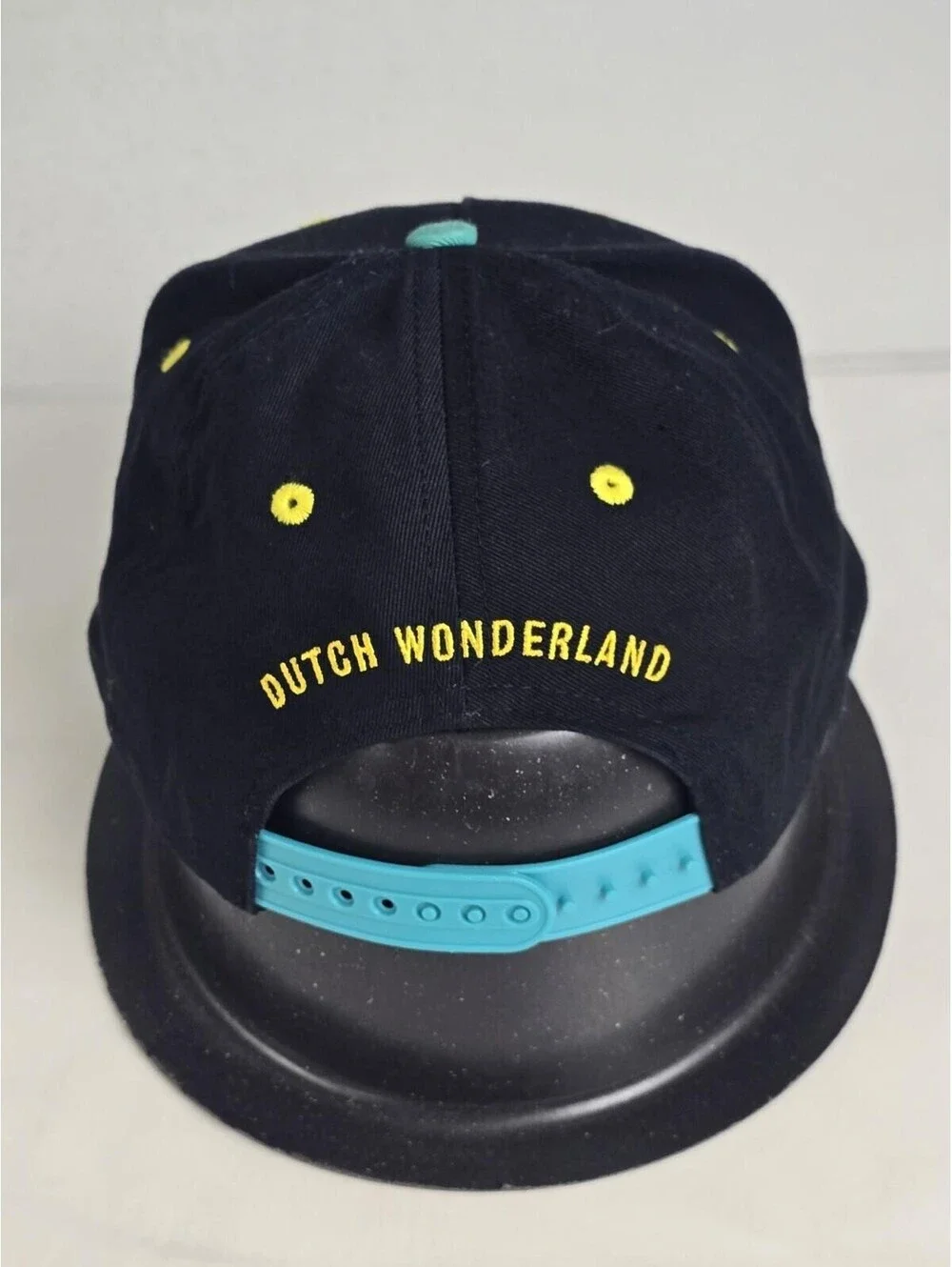 Dutch Wonderland Duke The Dragon Mascot Snapback Youth Hat Cap Rare Captive8